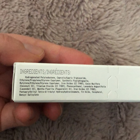 about-face Light Lock Lipgloss 4.3ml in PAYTON - Picture 2 of 7